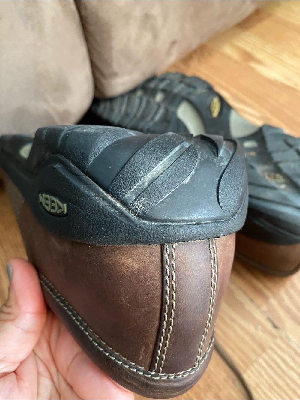 Keen Men's Austin Brown Leather Lace-up Casual Shoe, with Black Sole - Picture 5 of 7